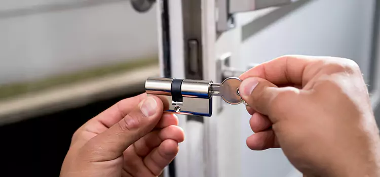 Emergency Locksmith for House Elmhurst